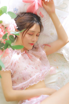 快穿女配系统名养成器类小说